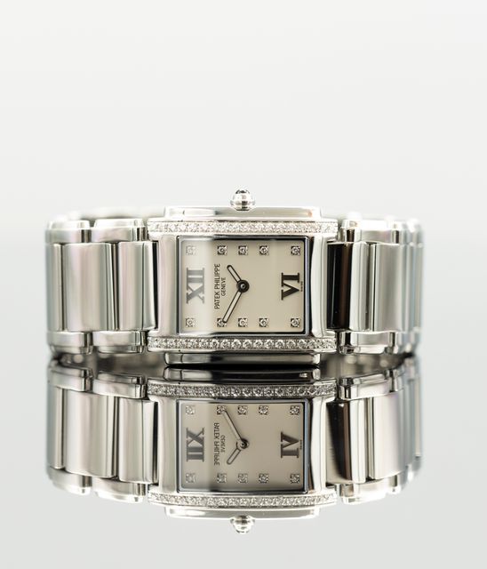 Patek Philippe Twenty-4 4910/10A-011 Image 6